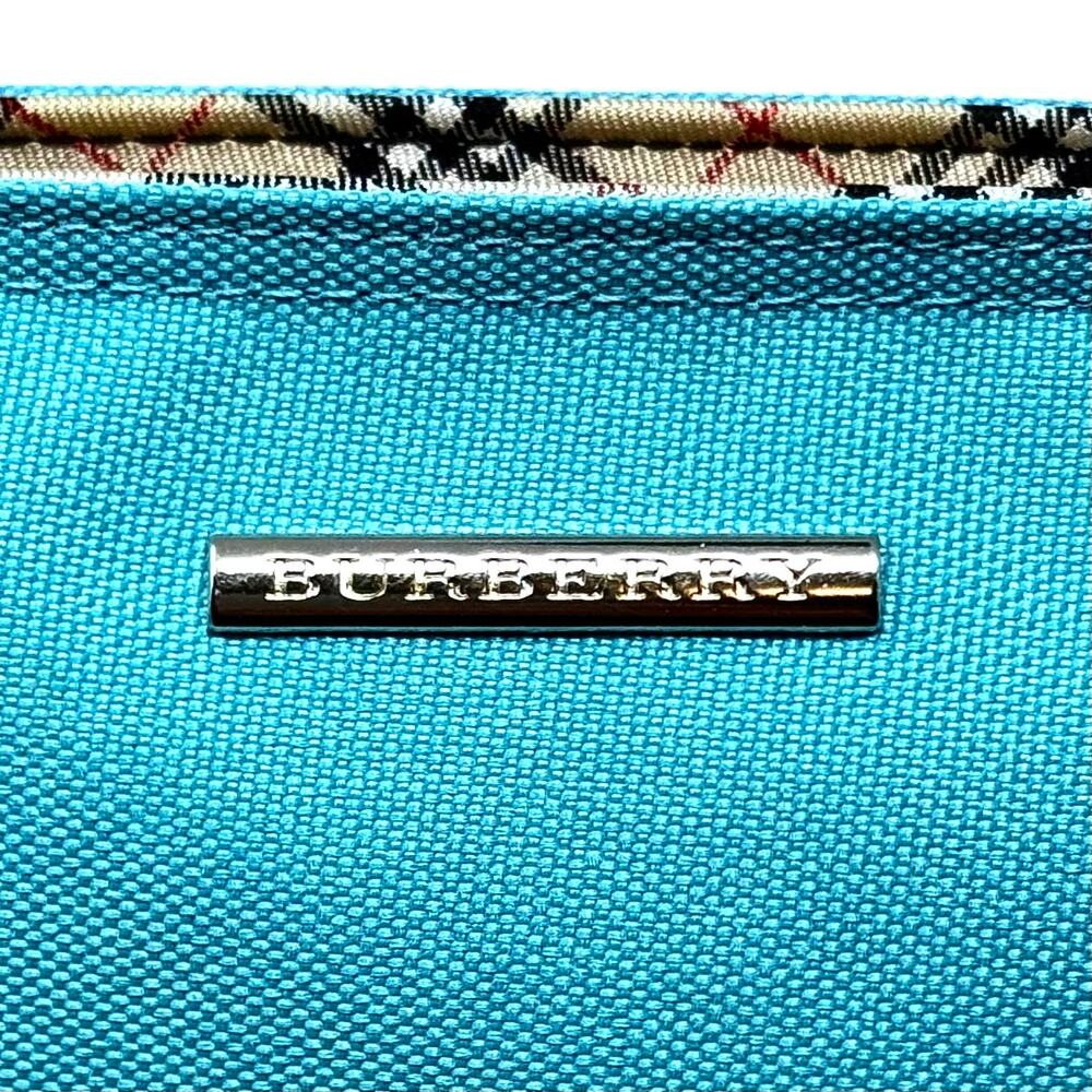 Burberry Zipper Pouch - Picture 3 of 13
